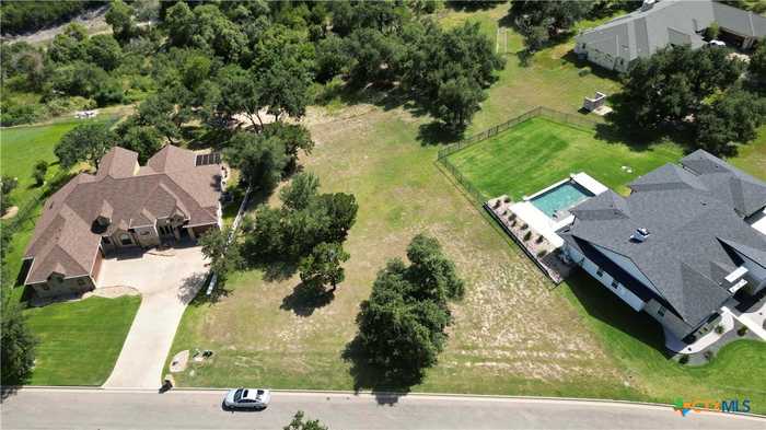 photo 2: 2124 Balcones Place, Belton TX 76513