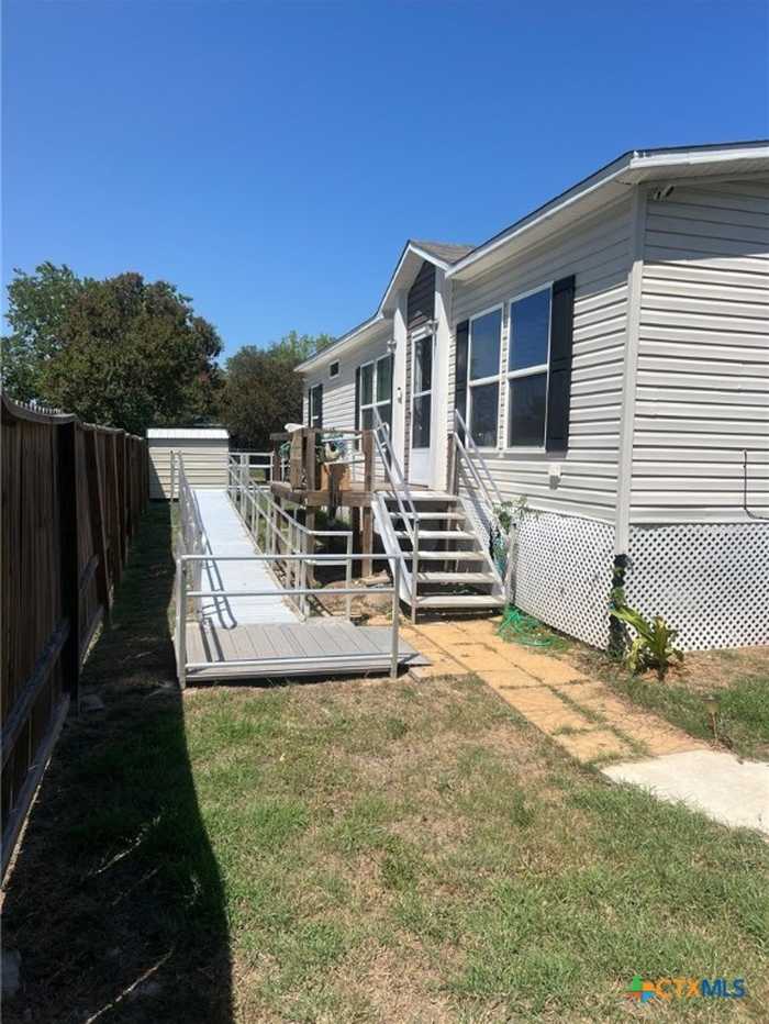 photo 2: 302 Antioch Street, Yoakum TX 77995