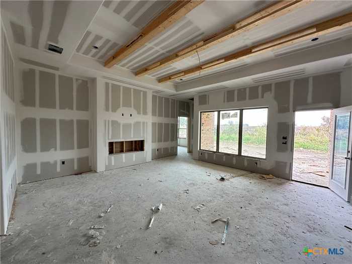 photo 2: 1027 Alice Circle, Temple TX 76502