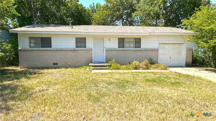 photo 1: 416 S 7th Street, Copperas Cove TX 76522