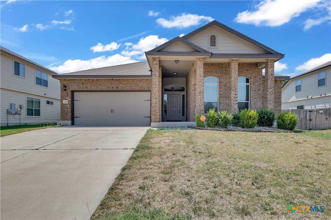 photo 1: 1429 Lubbock Drive, Copperas Cove TX 76522