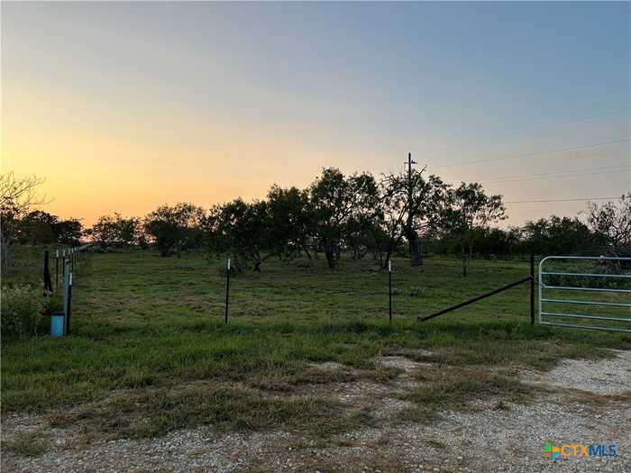 photo 2: 211 Cowboy Way, Gonzales TX 78629