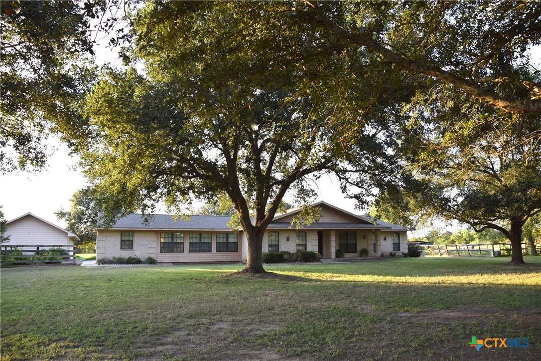 photo 1: 804 Gilbert Road Road, Edna TX 77957