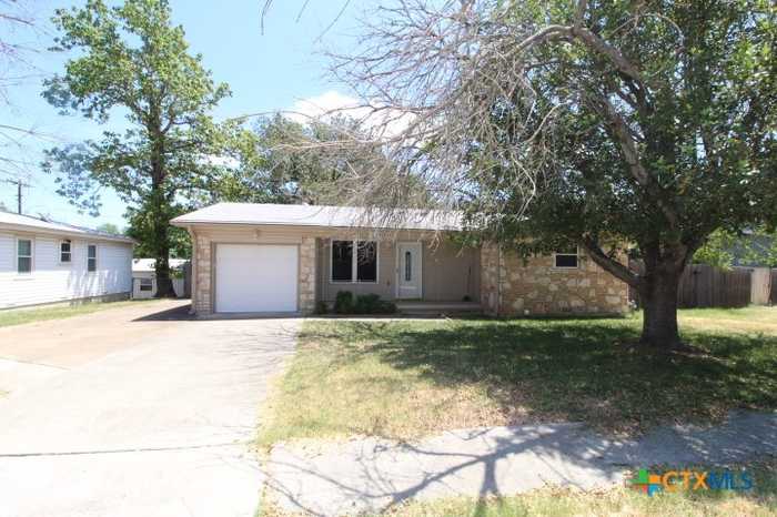 photo 1: 2203 Crescent Drive, Copperas Cove TX 76522