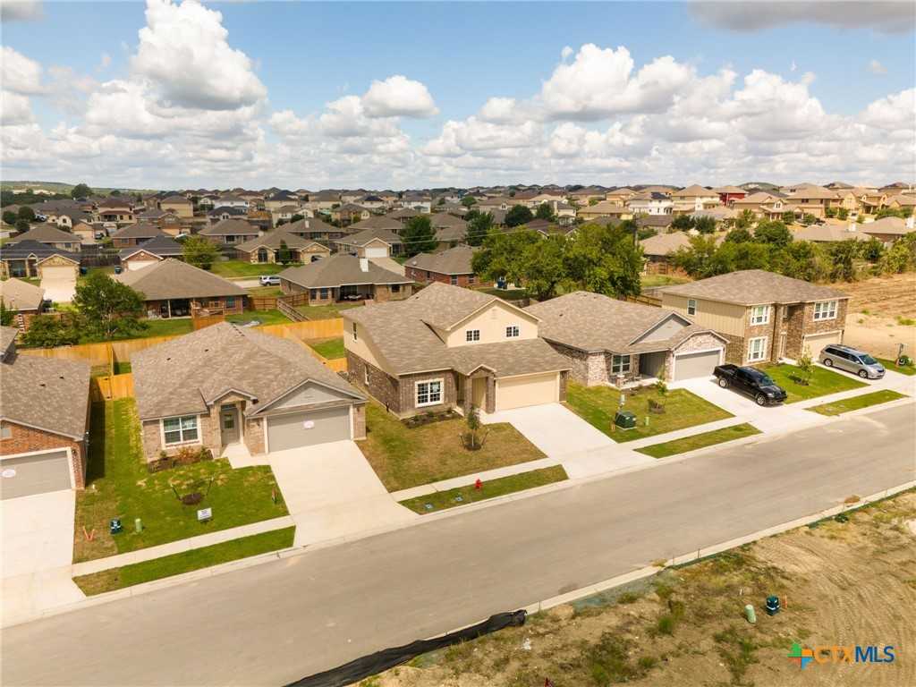 photo 1: 1414 Lindsey Drive, Copperas Cove TX 76522