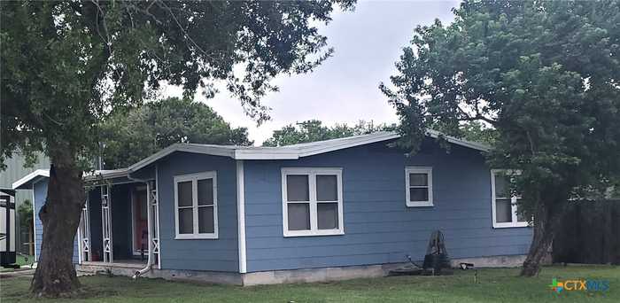 photo 2: 802 W Washington Avenue, Seadrift TX 77983