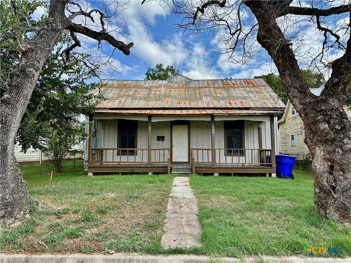 photo 1: 309 Hopkins Street, Yoakum TX 77995