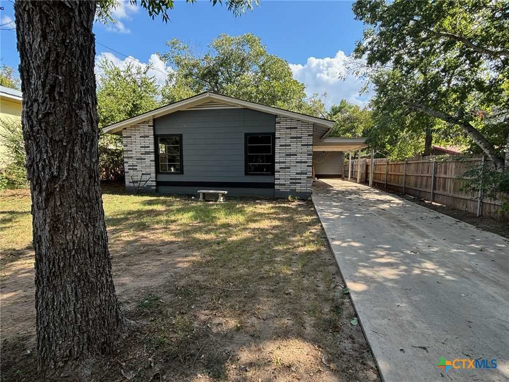 photo 1: 1416 Saint Michael Street, Gonzales TX 78629