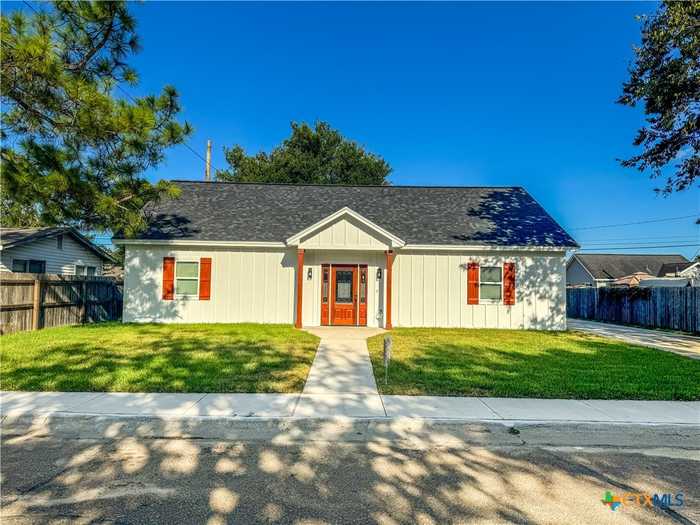 photo 1: 3306 Cypress, Victoria TX 77901