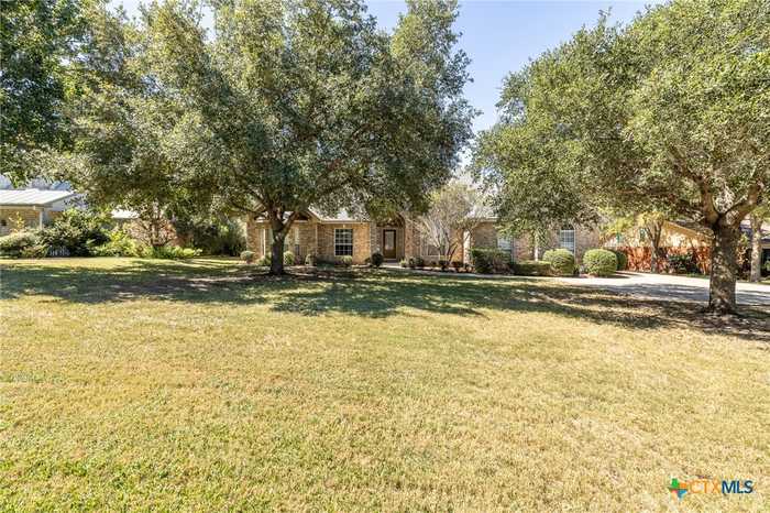 photo 2: 4 Park Place Drive, Gonzales TX 78629