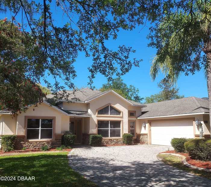 photo 1: 4219 Mayfair Lane, Port Orange FL 32129