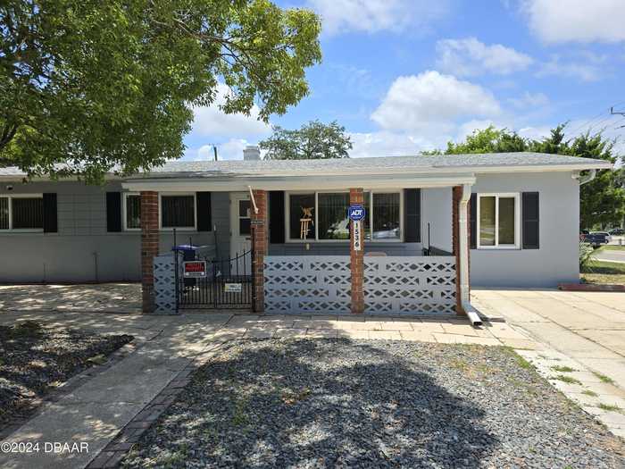 photo 1: 1536 Ridge Avenue, Holly Hill FL 32117