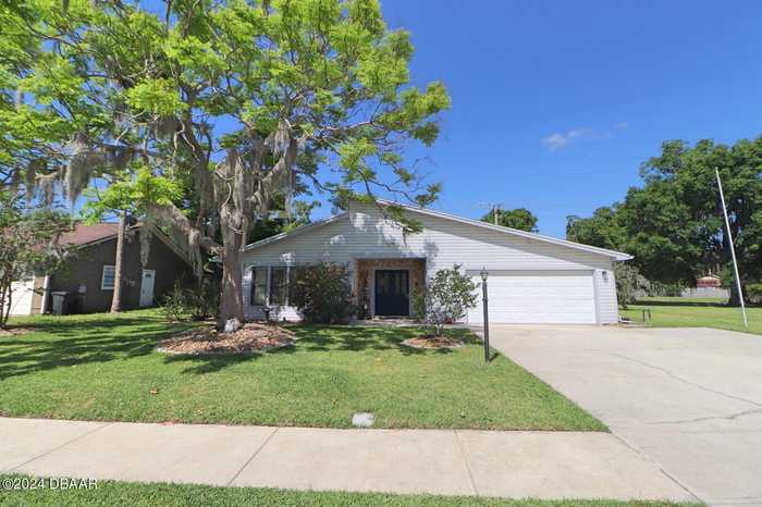 photo 2: 486 Spruceview Drive, Port Orange FL 32127