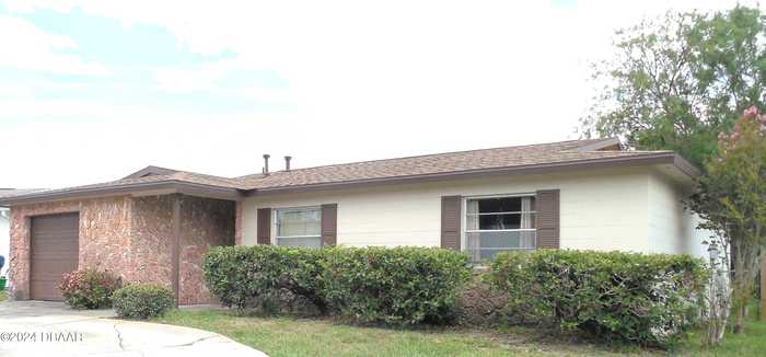 photo 1: 1309 Golf Avenue, Ormond Beach FL 32174