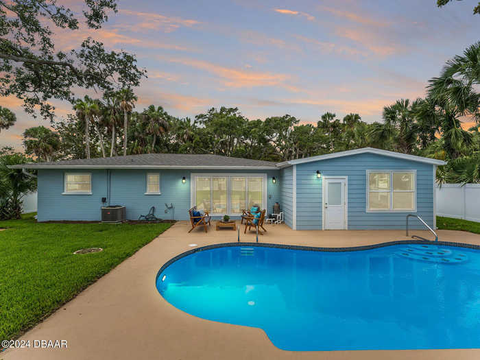 photo 2: 1503 John Anderson Drive, Ormond Beach FL 32176