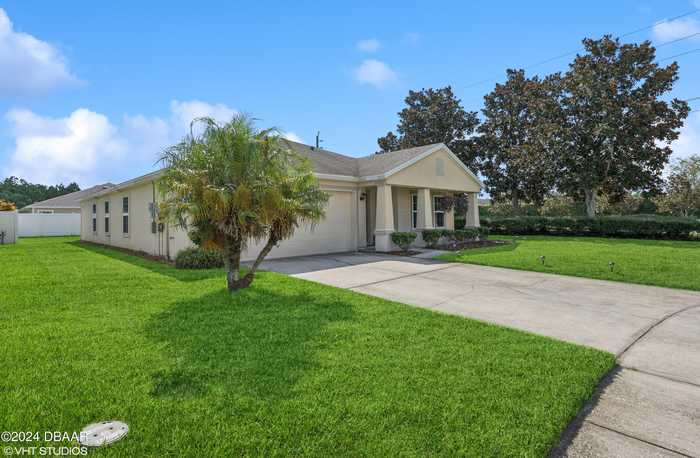 photo 2: 5353 Peach Blossom Boulevard, Port Orange FL 32128