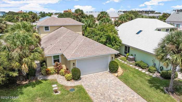 photo 1: 141 Capri Drive, Ormond Beach FL 32176