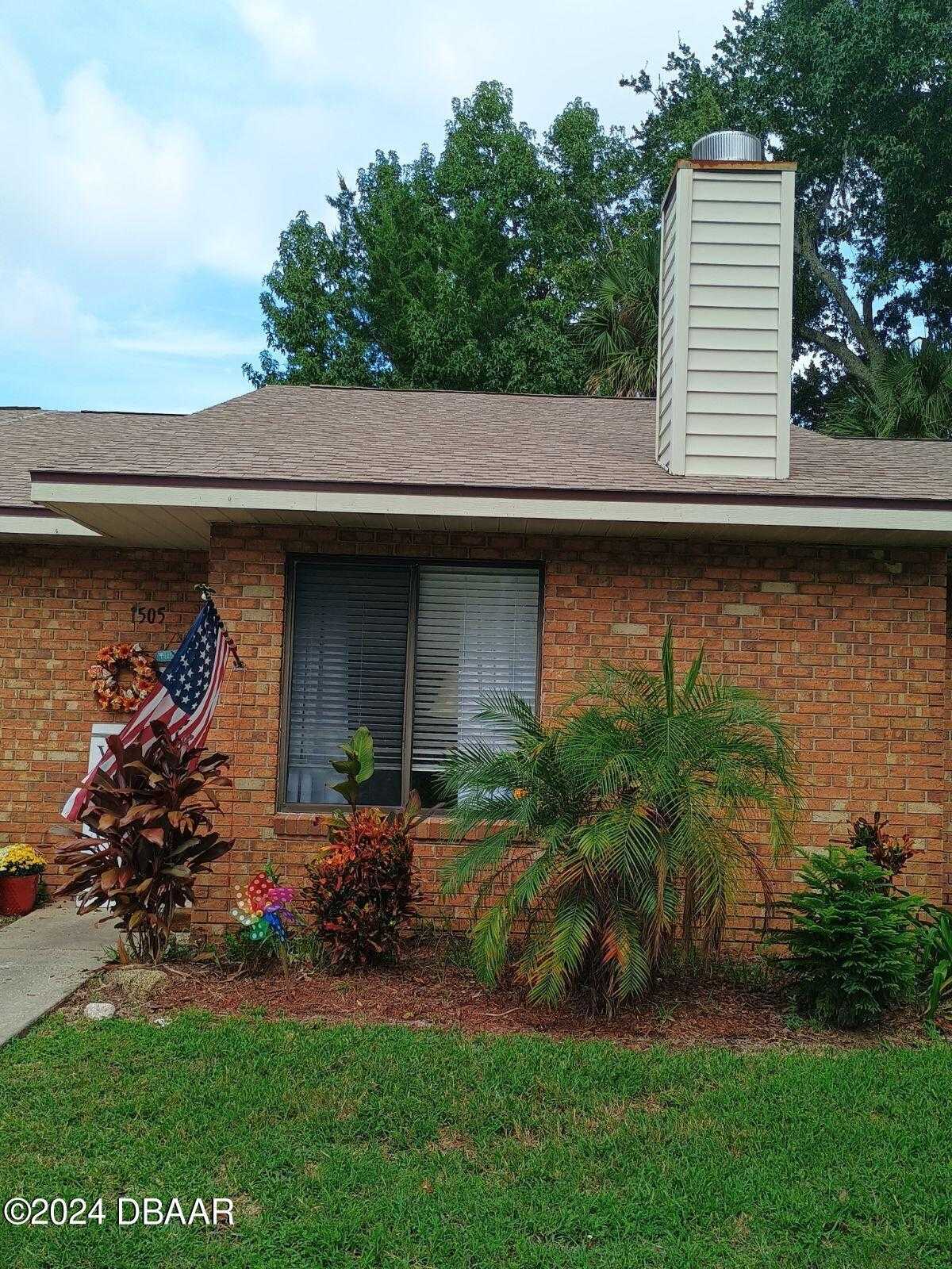 photo 2: 1505 Heritage Lane, Holly Hill FL 32117