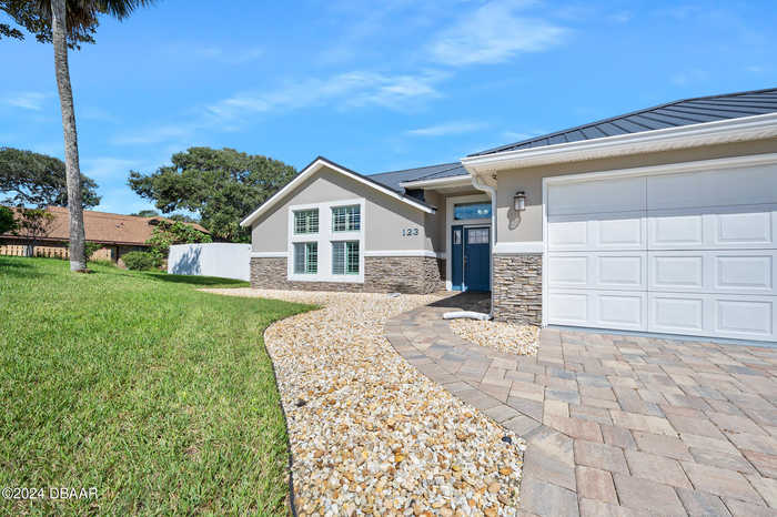 photo 2: 123 Sand Dunes Drive, Ormond Beach FL 32176