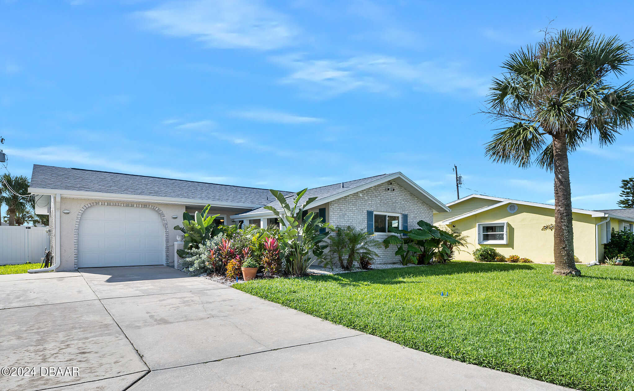 photo 1: 134 Marlin Drive, Ormond Beach FL 32176