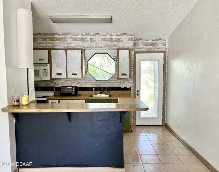 photo 2: 1571 Hancock Lane, Daytona Beach FL 32117