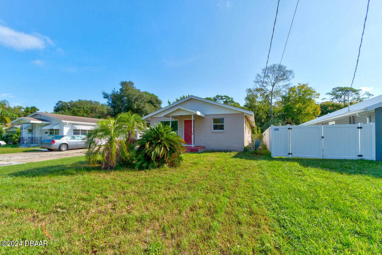 photo 2: 1579 Daytona Avenue, Daytona Beach FL 32117