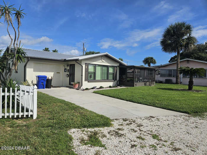 photo 1: 37 Berkley Road, Ormond Beach FL 32176