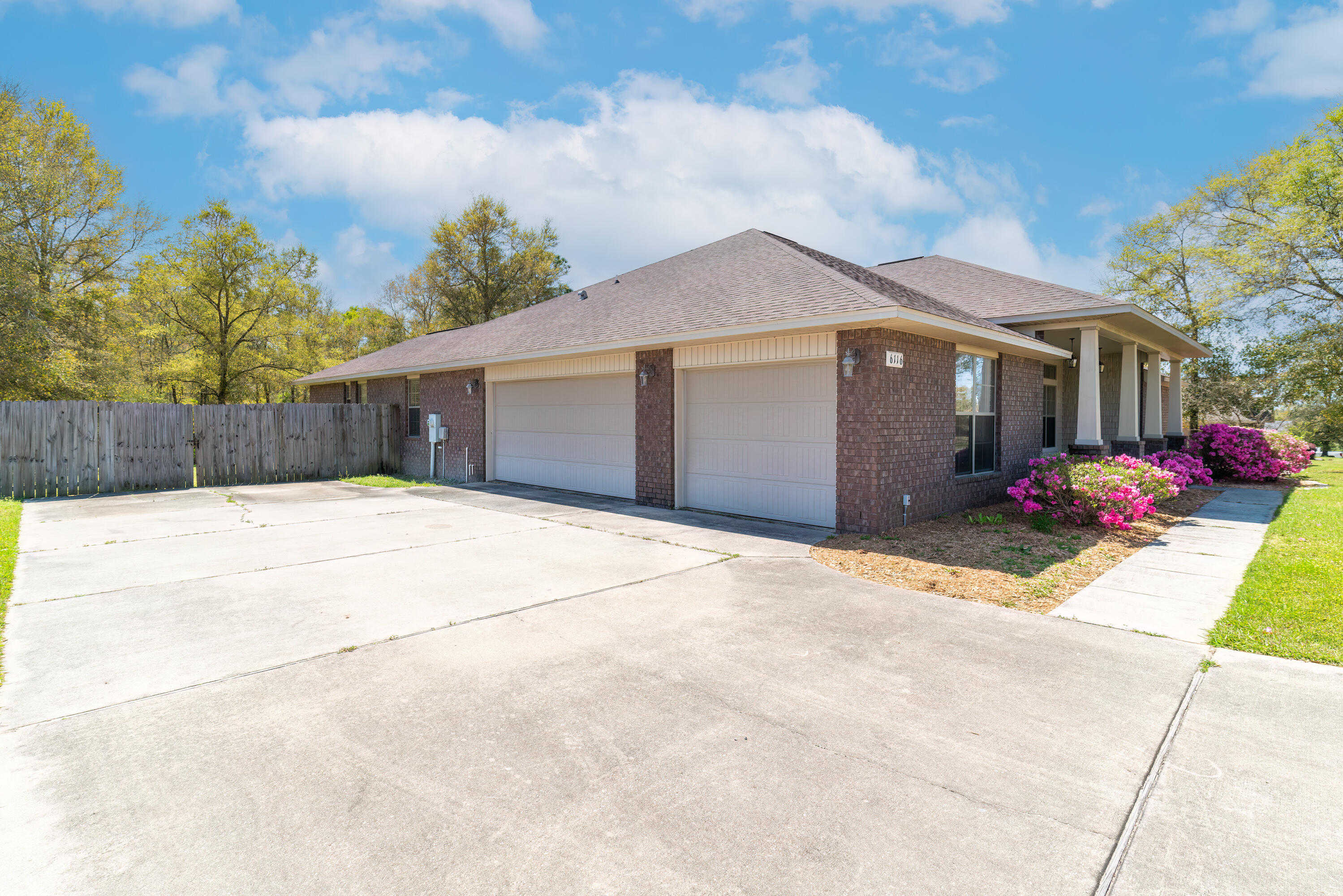 photo 3: 6116 Burbank Court, Crestview FL 32536