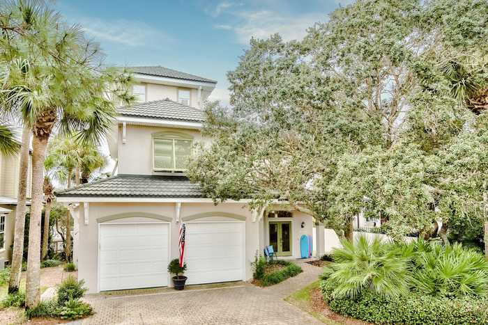 photo 2: 4634 Sunset Pointe, Destin FL 32541