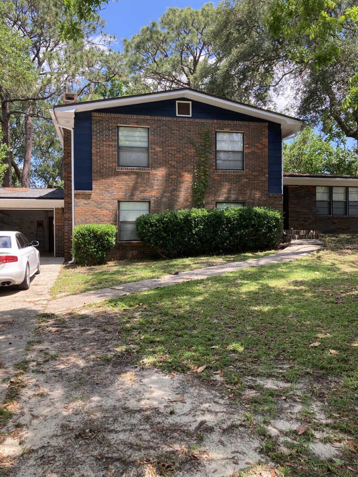 photo 1: 25 Poplar Avenue, Shalimar FL 32579