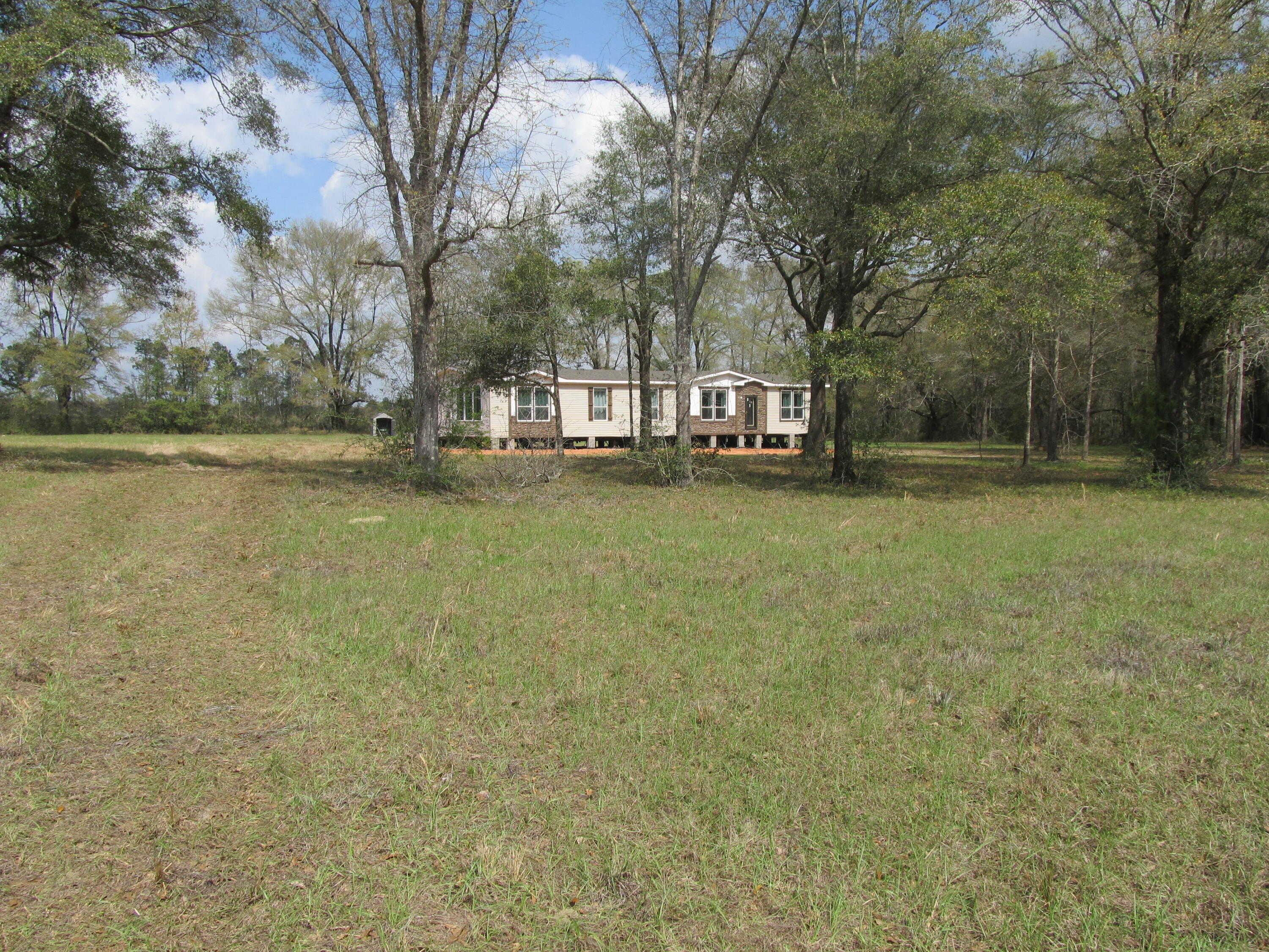 photo 2: 779 Blue Pond Lane, Ponce De Leon FL 32455