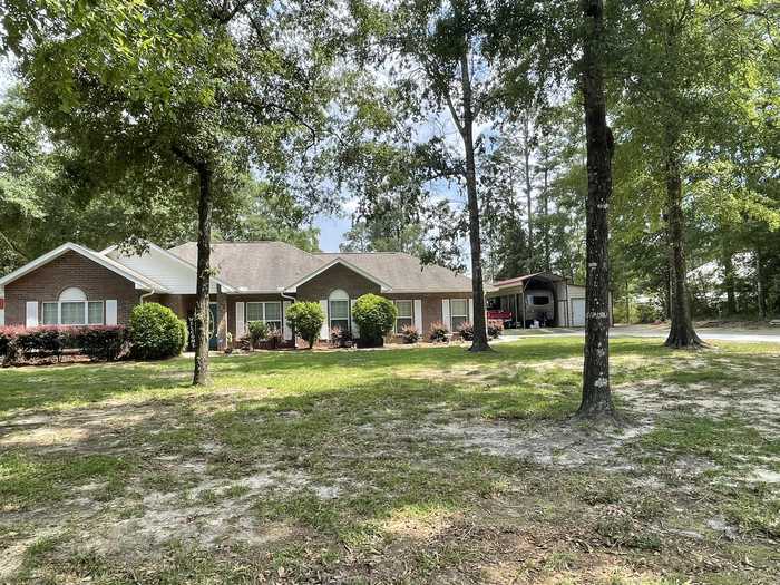 photo 1: 129 Quail Ridge Road, DeFuniak Springs FL 32435