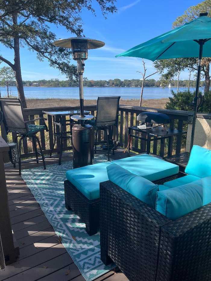 photo 1: 12 Marina Cove Drive, Niceville FL 32578