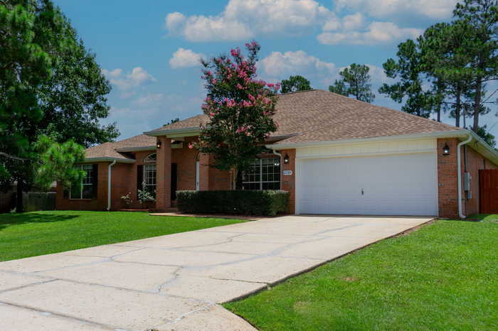 photo 2: 6739 Liberty Street, Navarre FL 32566