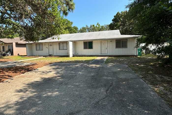 photo 1: 138 4th Avenue, Shalimar FL 32579