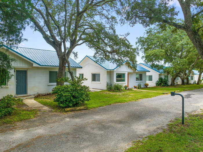 photo 1: 9661 Navarre Parkway, Navarre FL 32566