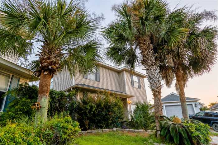 photo 1: 207 Wildcat Court, Destin FL 32541