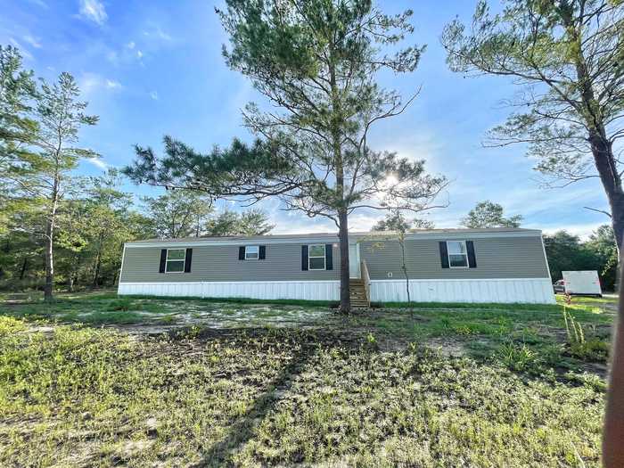 photo 1: 11 W Lafavre Lane, DeFuniak Springs FL 32433