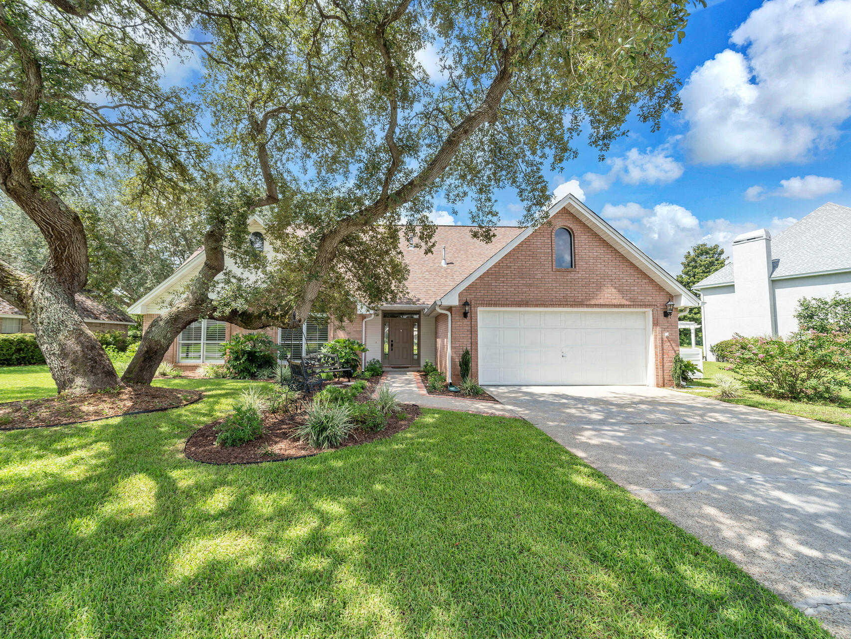 photo 1: 860 The Masters Boulevard, Shalimar FL 32579