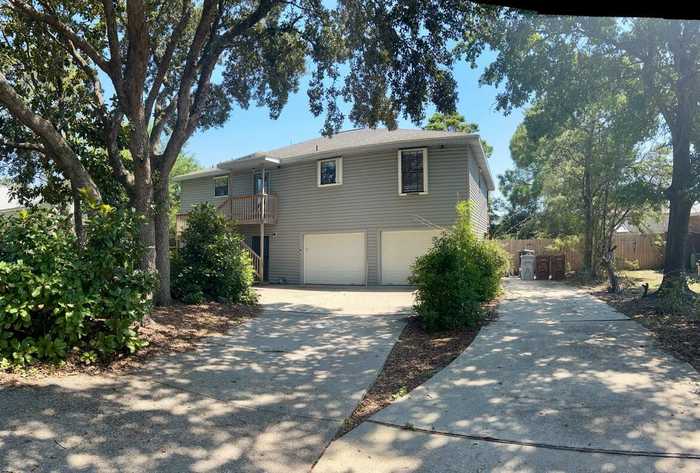 photo 1: 6913 Sea Shark Circle, Navarre FL 32566