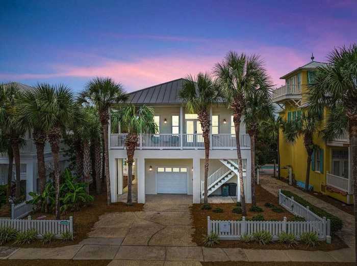 photo 1: 3587 Waverly Circle, Destin FL 32541