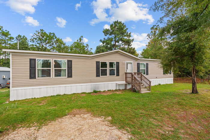 photo 1: 188 Pinetree Lane, DeFuniak Springs FL 32433