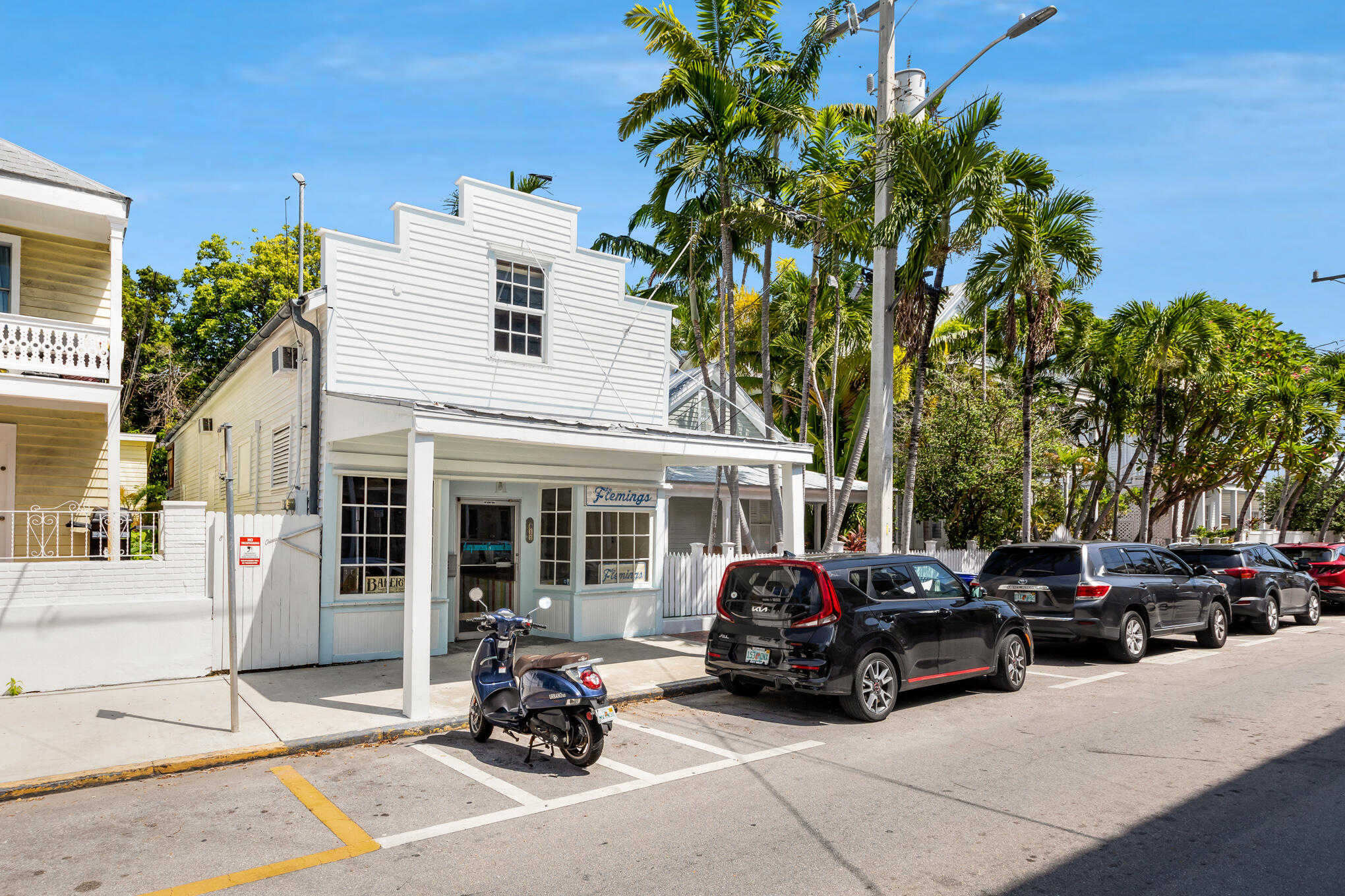 photo 1: 811 Fleming Street, Key West FL 33040