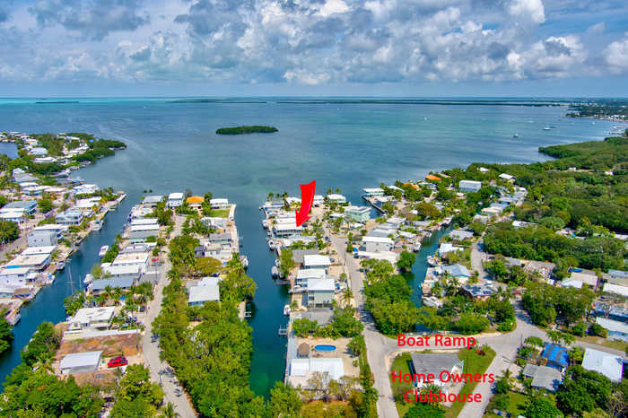 photo 2: 233 Ann Bonny Drive, Key Largo FL 33037