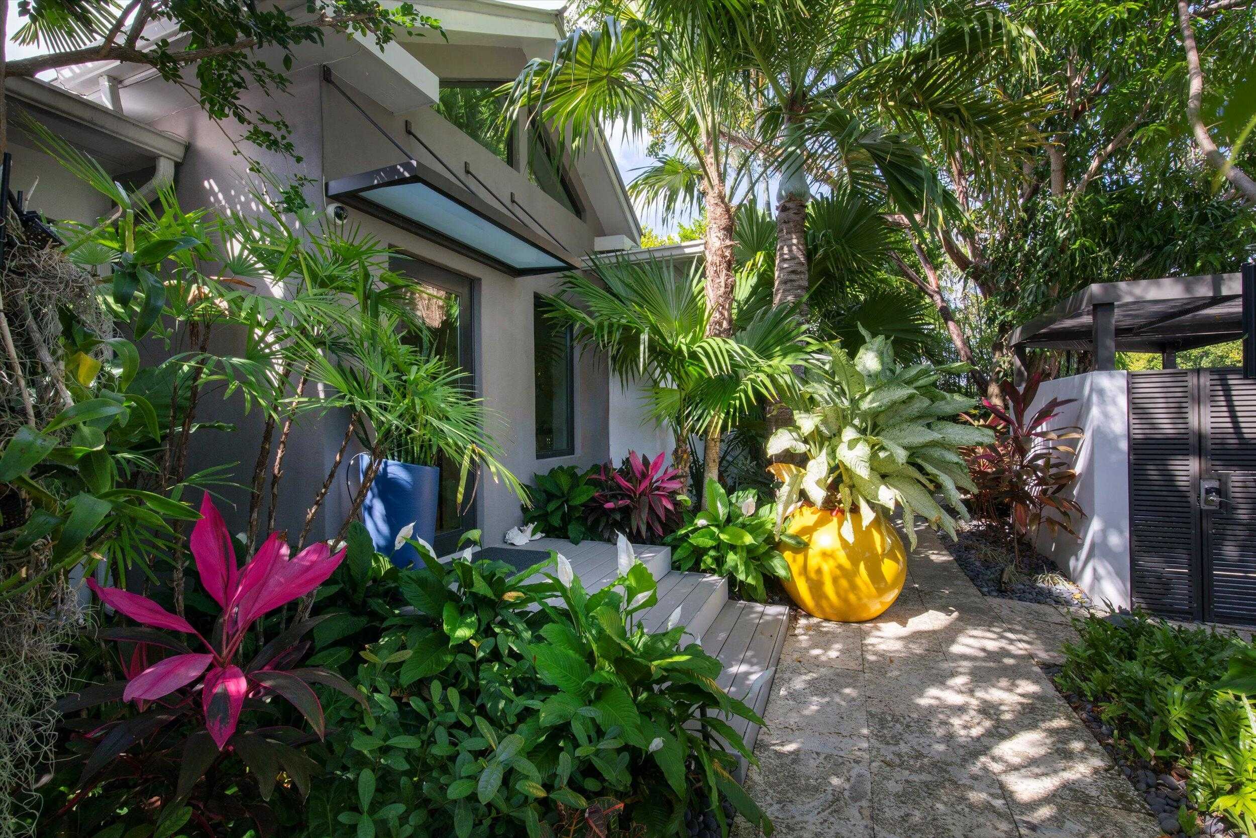 photo 2: 1221 Johnson Street, Key West FL 33040