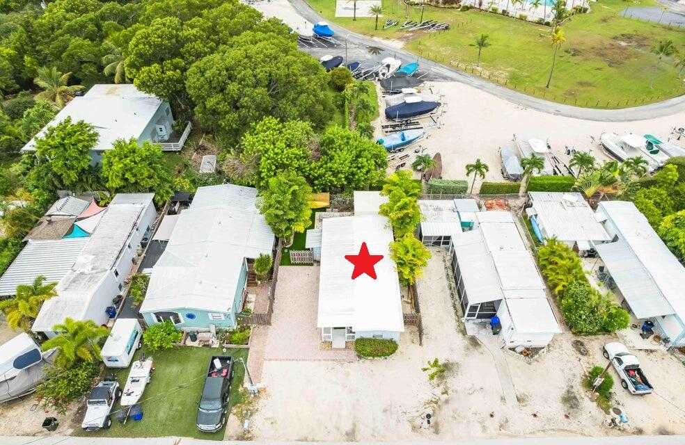 photo 2: 129 Airstream Lane, Plantation Key FL 33070