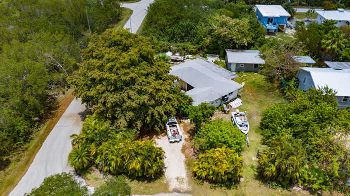 photo 1: 1133 Division Street, Big Pine Key FL 33043