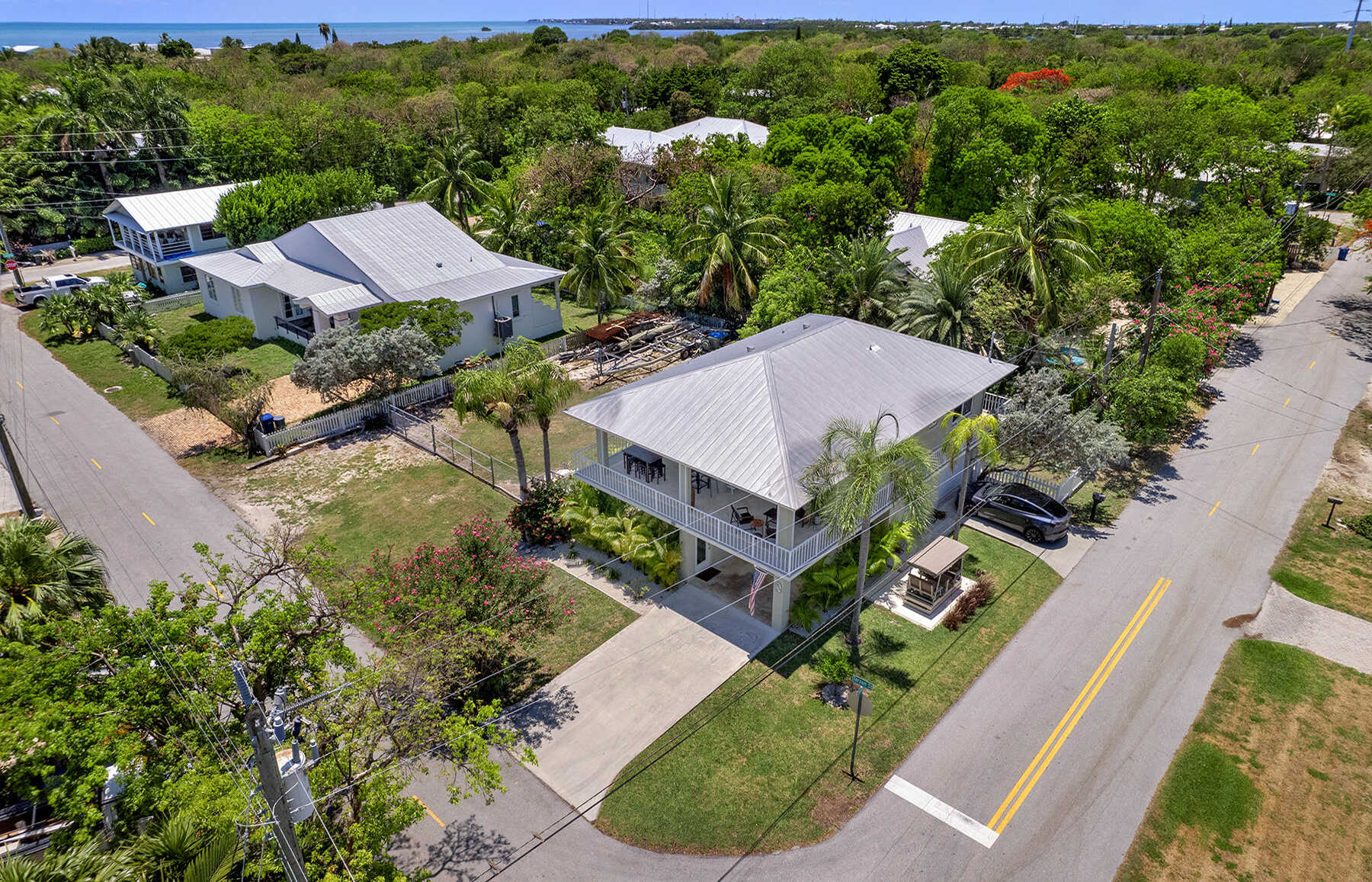 photo 3: 221 Tarpon Street, Key Largo FL 33070