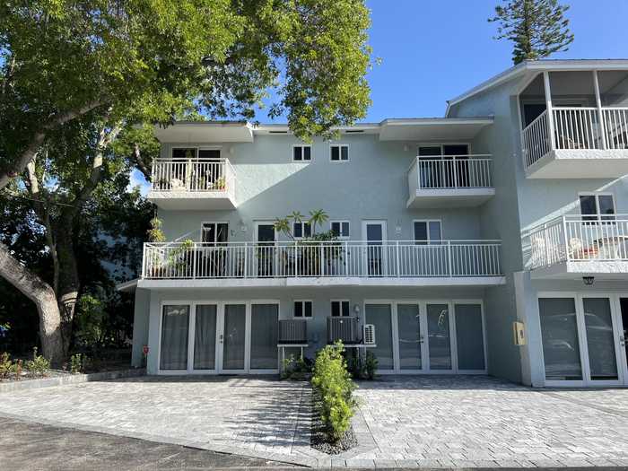 photo 2: 1500 Ocean Bay Drive, Key Largo FL 33037