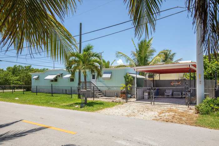 photo 1: 20 5Th Street, Big Pine Key FL 33043